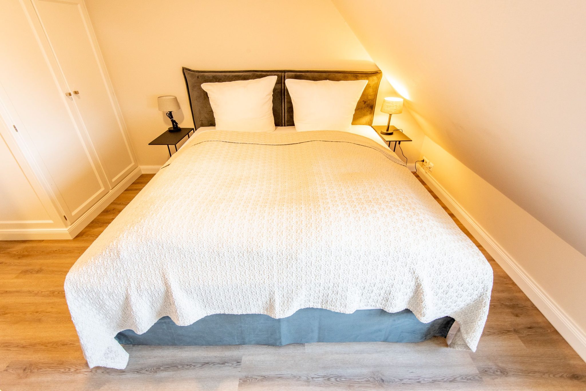 Doppelbett in Ferienhaus auf Sylt