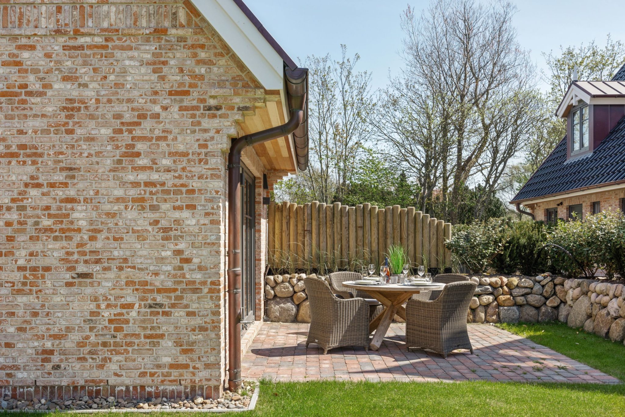 Terrasse und Tisch in Ferienhaus auf Sylt