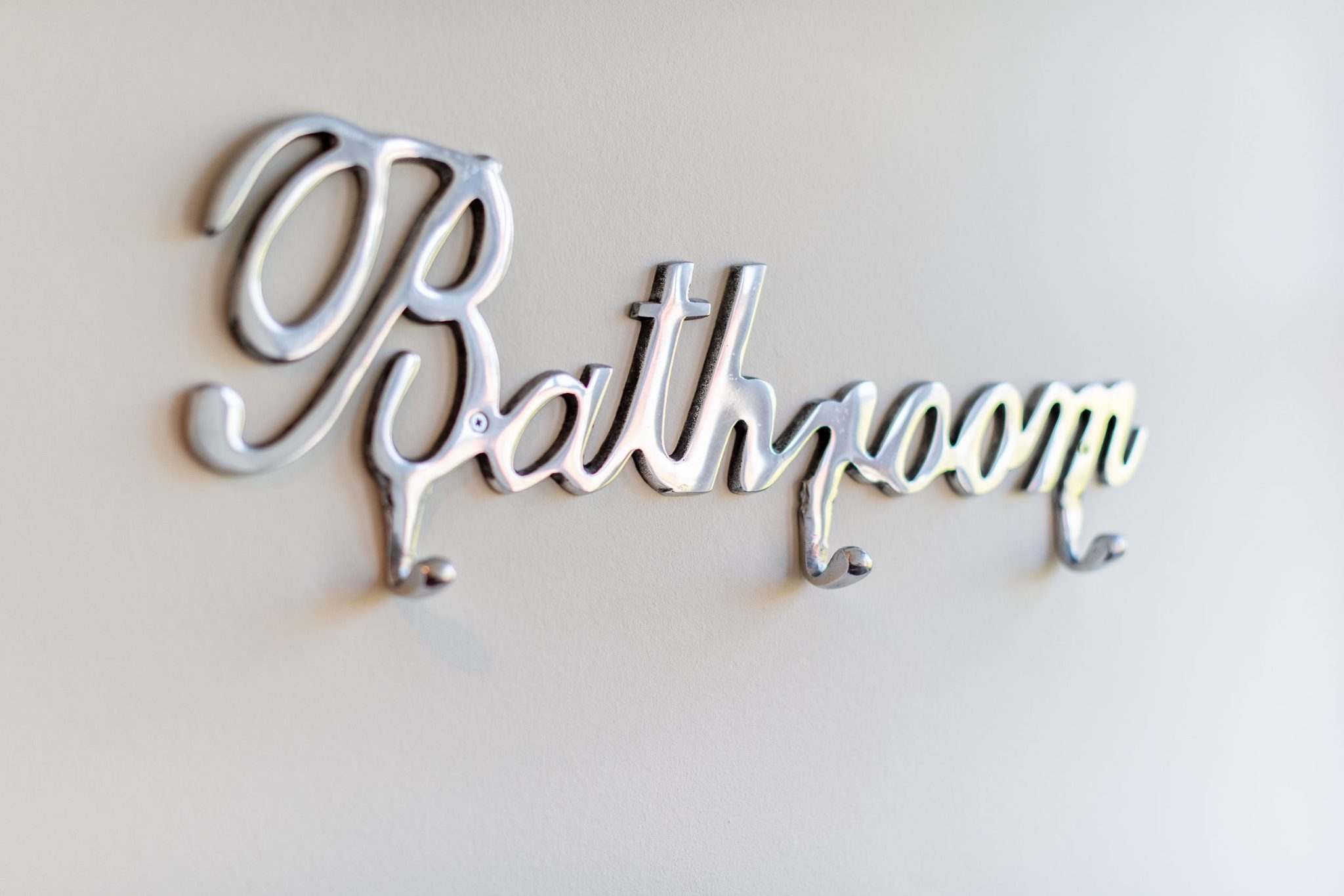 Bathroom Schild in Ferienhaus auf Sylt