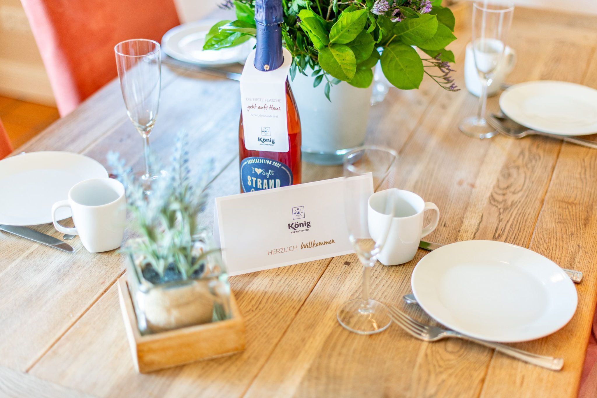 Tisch in Ferienhaus auf Sylt