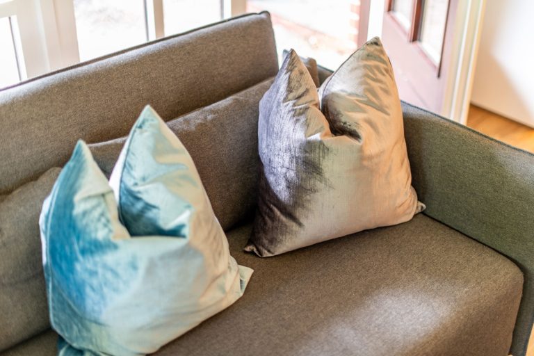 Sofa in Ferienhaus auf Sylt