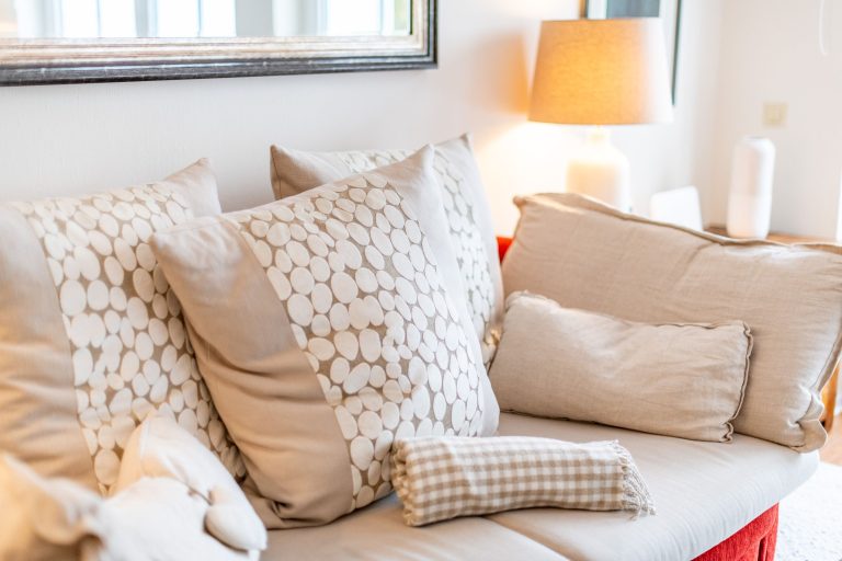 Sofa in Ferienhaus auf Sylt