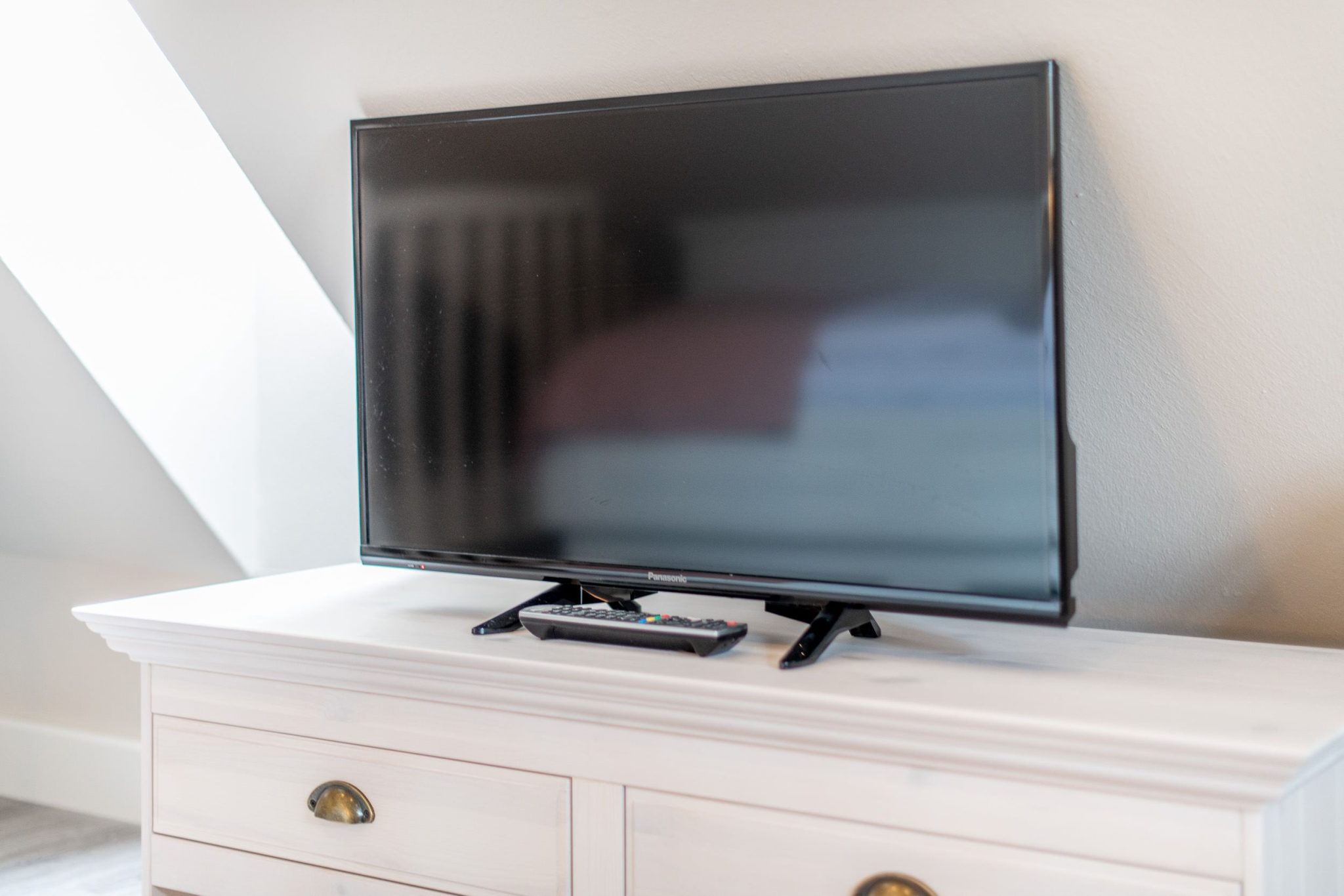 Fernseher in Schlafzimmer in Ferienhaus auf Sylt