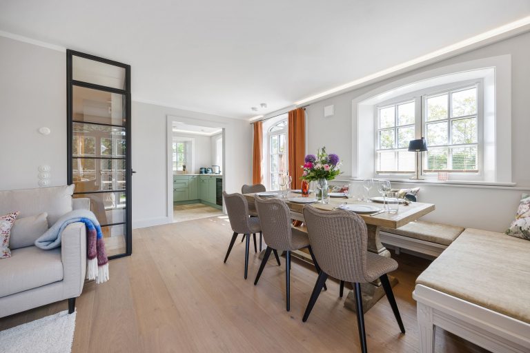 Esstisch in Ferienhaus auf Sylt