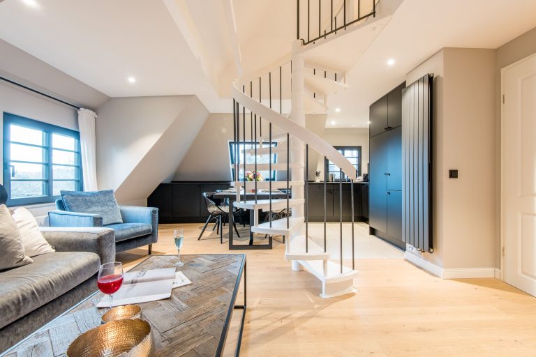 Küche und Sofa in Ferienhaus auf Sylt