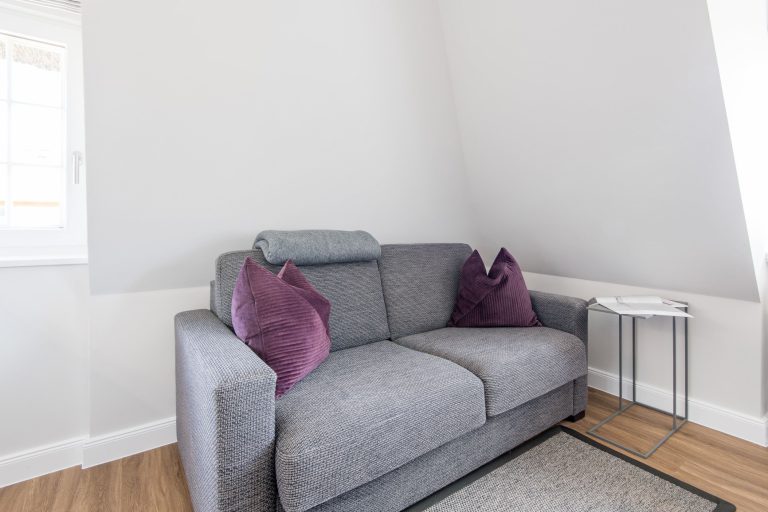 Sofa in Ferienhaus auf Sylt