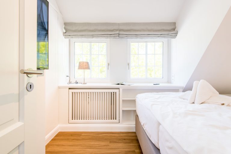 Doppelbett in Ferienhaus auf Sylt