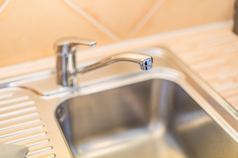 Wasserhahn in Ferienhaus auf Sylt