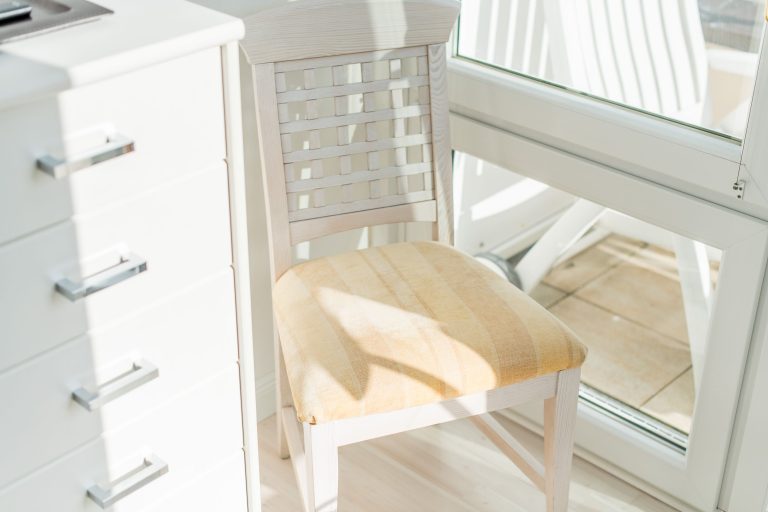 Stuhl in Ferienwohnung auf Sylt
