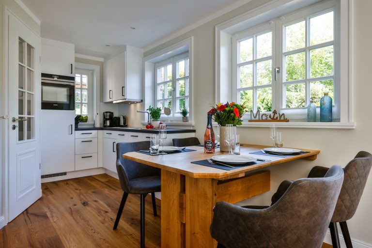 Esstisch in Ferienhaus auf Sylt