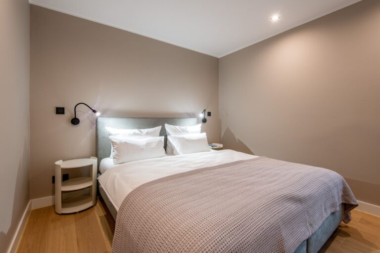 Doppelbett in Ferienhaus auf Sylt