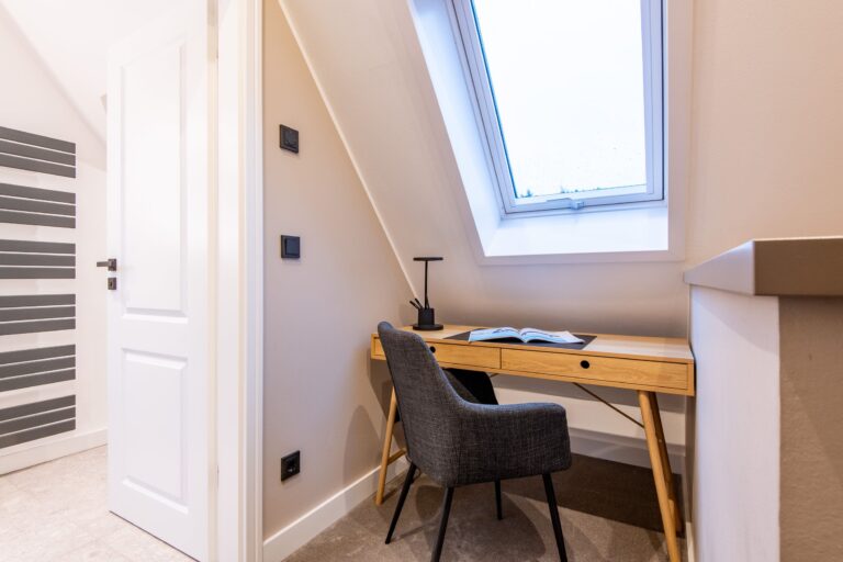 Schreibtisch in Ferienhaus auf Sylt