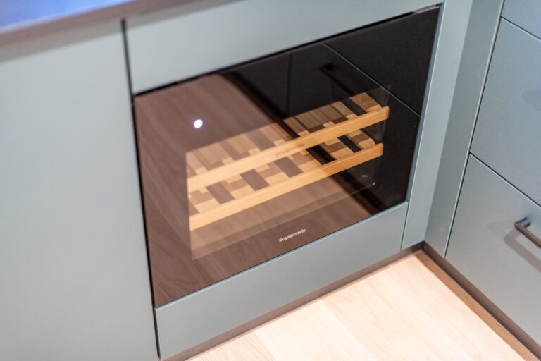 Weinkühlschrank in Ferienhaus auf Sylt