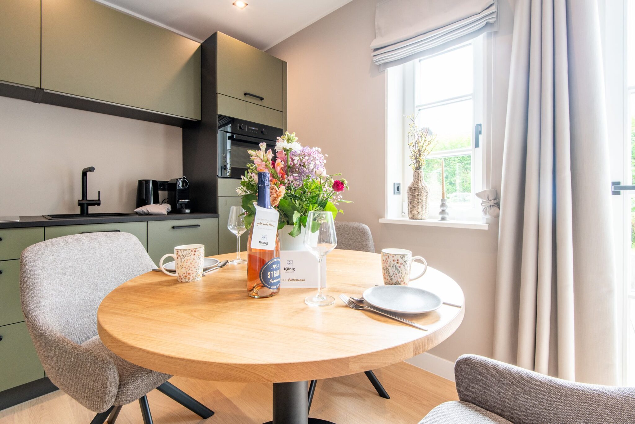 Esstisch in Ferienhaus auf Sylt