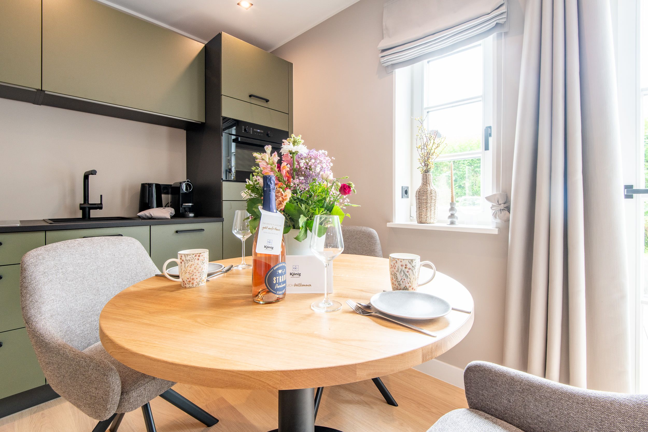 Esstisch in Ferienhaus auf Sylt