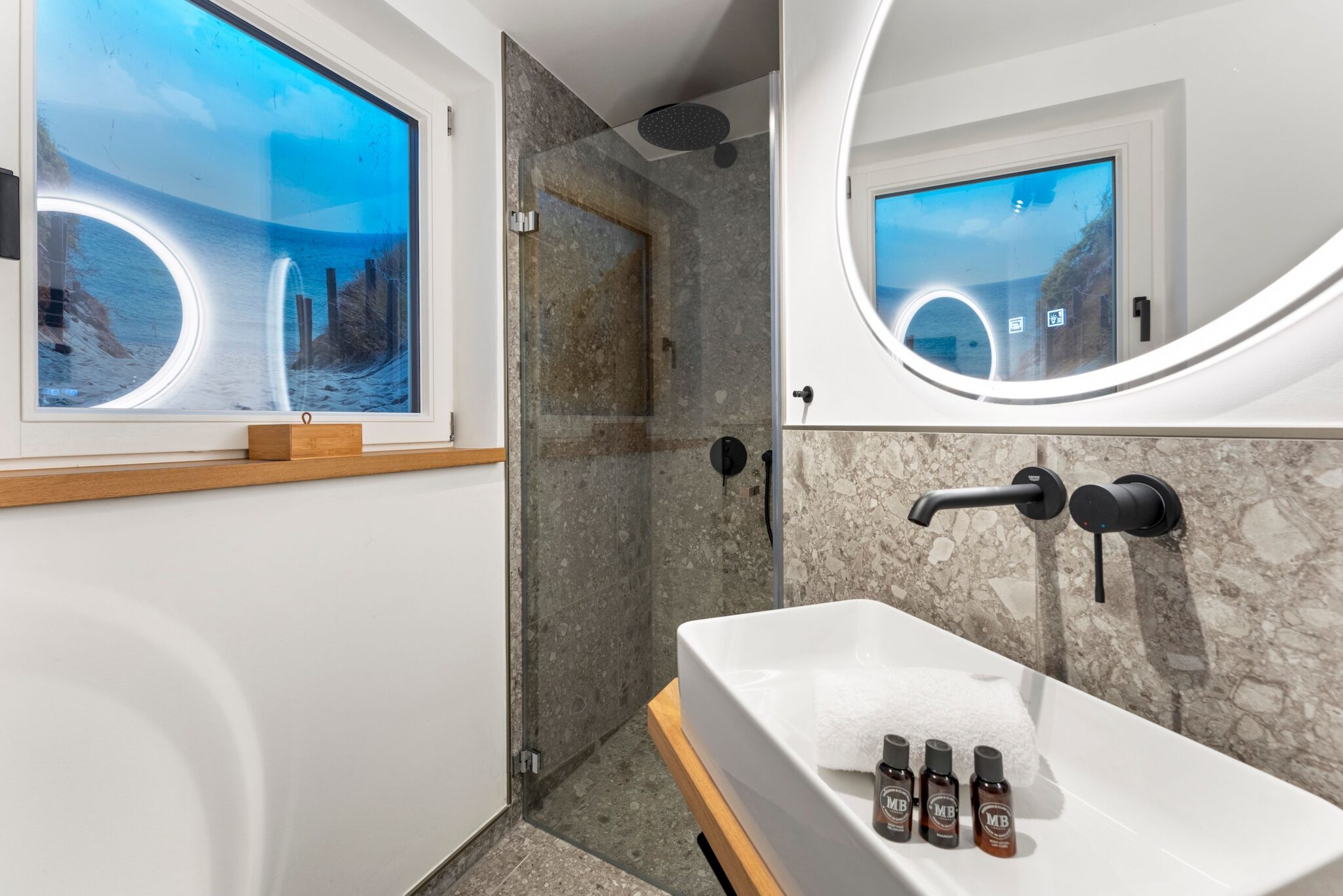 Badezimmer einer Ferienwohnung auf Sylt