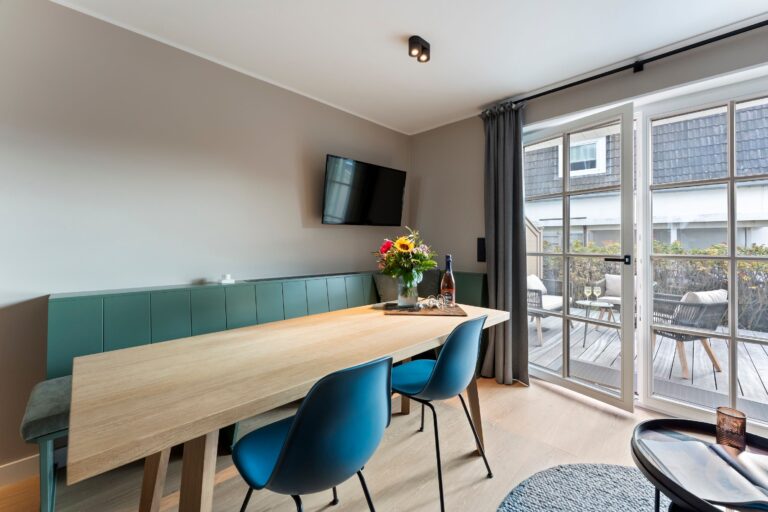 Esstisch einer Ferienwohnung auf Sylt