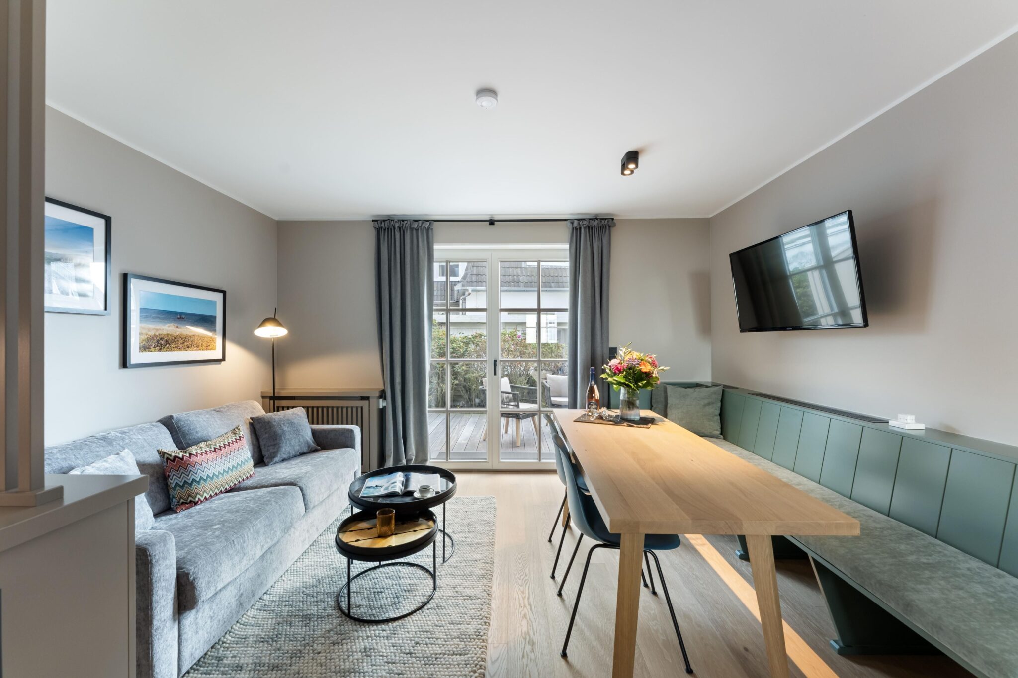 Wohn- und Essbereich einer Ferienwohnung auf Sylt