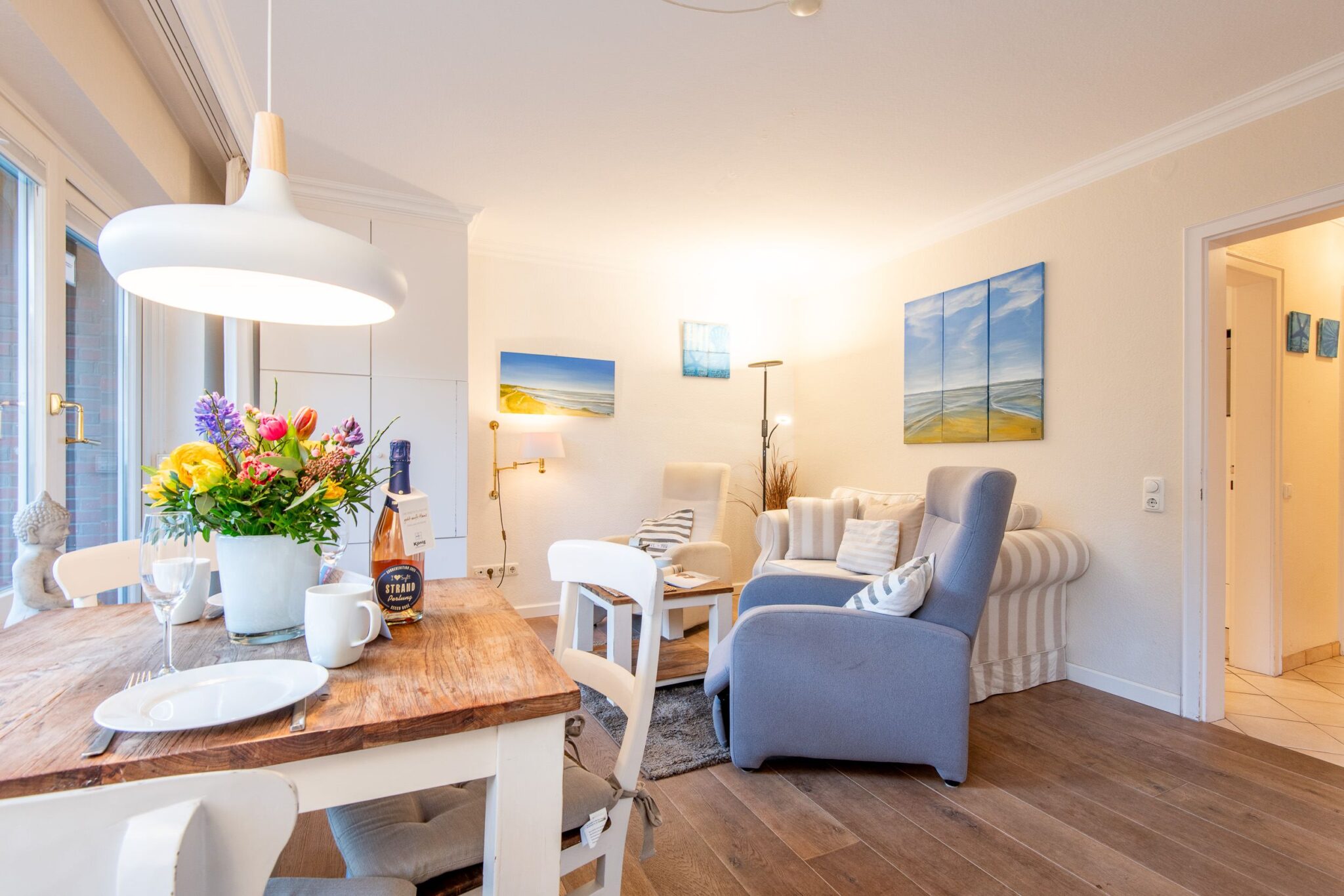 Wohnzimmer in Ferienwohnung auf Sylt