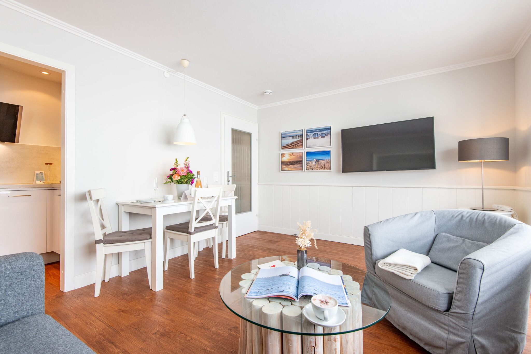 Wohnzimmer in Ferienwohnung auf Sylt
