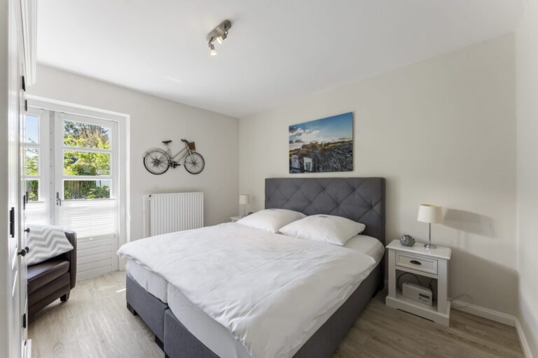 Doppelbett in Ferienwohnung auf Sylt