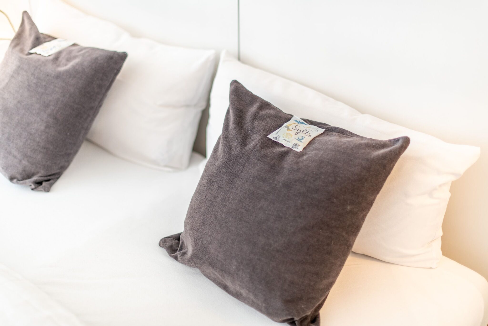 Kissen in Ferienwohnung auf Sylt