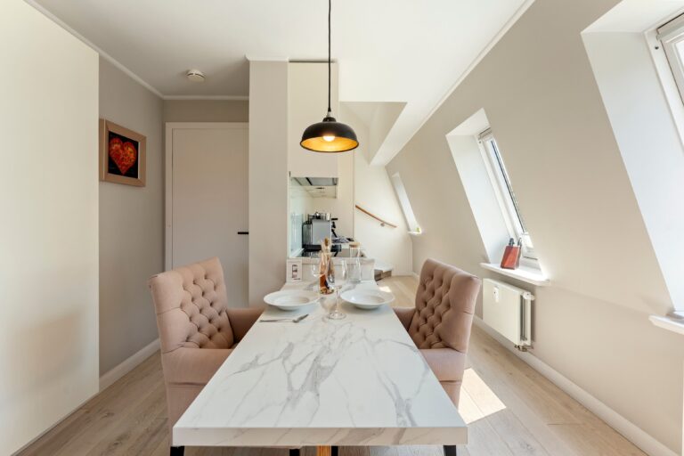 Esstisch in Ferienhaus auf Sylt